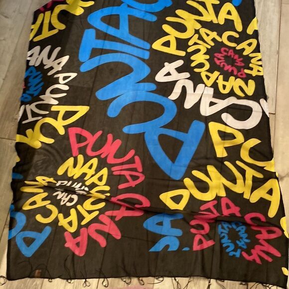 Dos Palmas Punta Cana Sarong with Beads - Picture 5 of 5